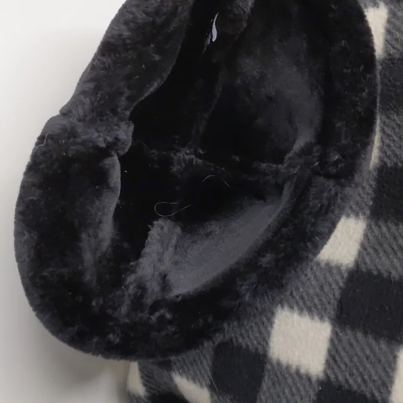 Chaos faux-fur hat with pompom-one size - Picture 4 of 5